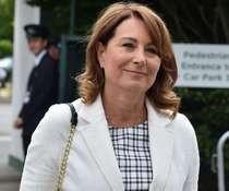 Royal style and gossip: From foundation to Foundations...