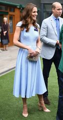 Royal style and gossip: photo calls and tennis balls