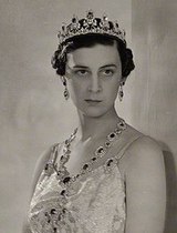 Royal style & gossip: from christening gowns to tennis lawns