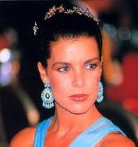 Royal style and gossip: From foundation to Foundations...