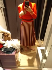 Les Parisiennes des Mamansnet: See life in pink, but do not wear it!