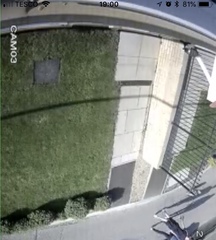 Is it legal for a house builder to not put footpaths in a new estate?
