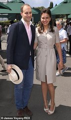 Royal style and gossip: photo calls and tennis balls