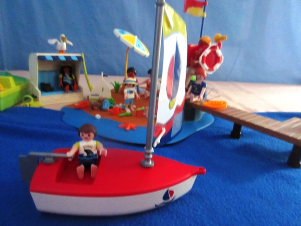 It's the summer holiday season for the Playmobil people in our house...