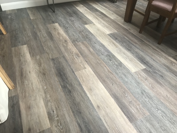 Boring  flooring help! Vinyl floors