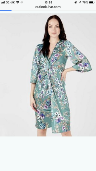 AIBU to think l can buy a wedding outfit on Everything for £5.00?