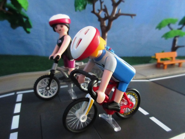 It's the summer holiday season for the Playmobil people in our house...