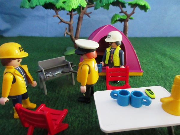 It's the summer holiday season for the Playmobil people in our house...