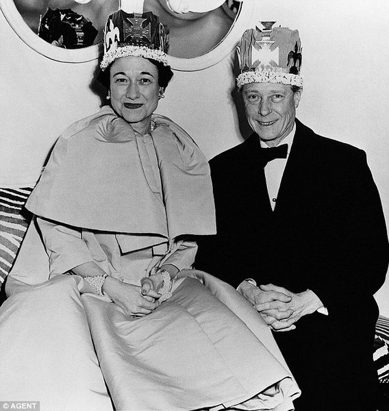 The knives are out for the royal family