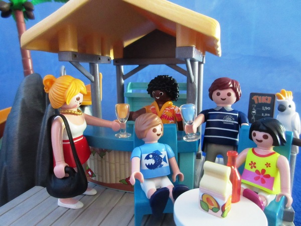 It's the summer holiday season for the Playmobil people in our house...