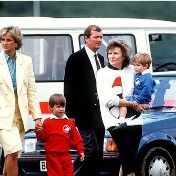 Royal style & gossip: Breton stripes and skinny jeans...