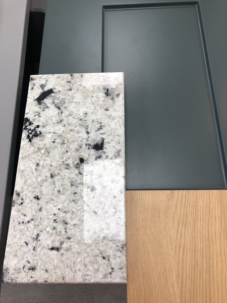 Dark green kitchen units