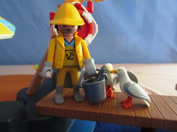 It's the summer holiday season for the Playmobil people in our house...