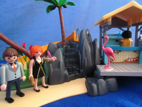 It's the summer holiday season for the Playmobil people in our house...