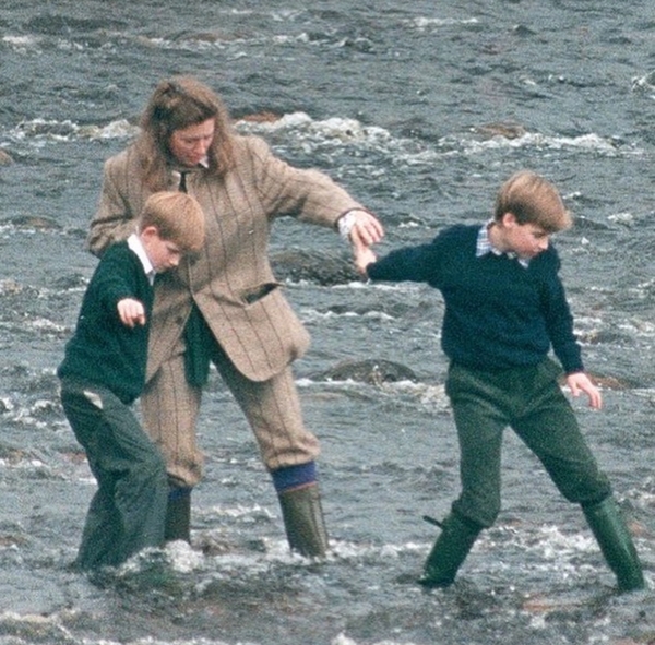 Royal style & gossip: Breton stripes and skinny jeans...