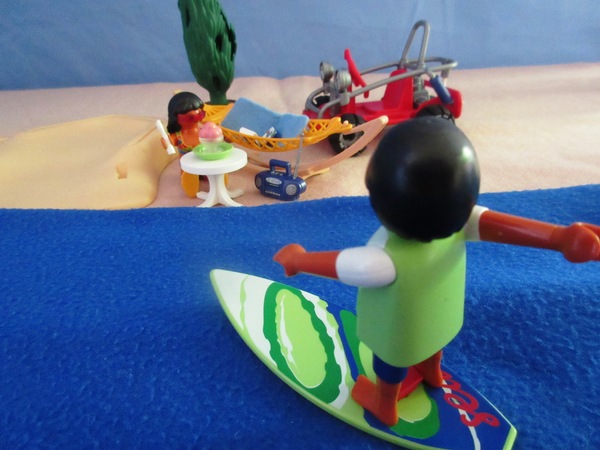 It's the summer holiday season for the Playmobil people in our house...