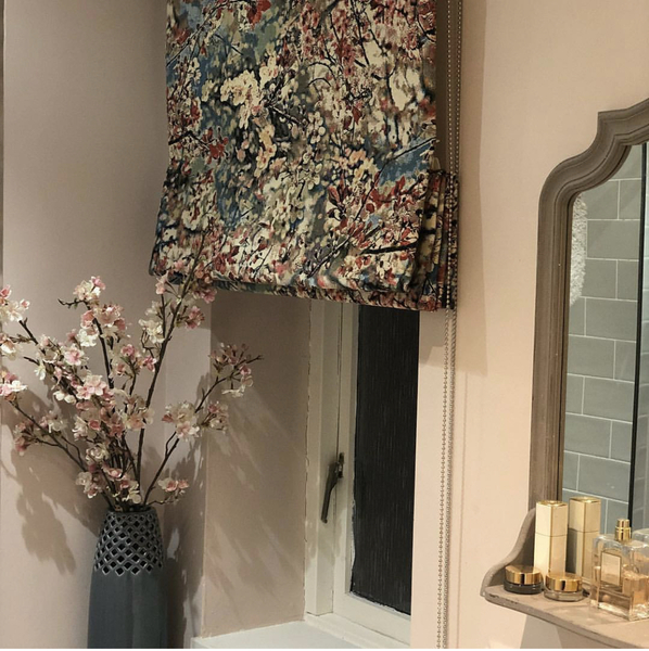 Show me your bathrooms please