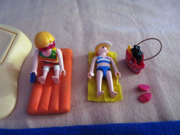It's the summer holiday season for the Playmobil people in our house...