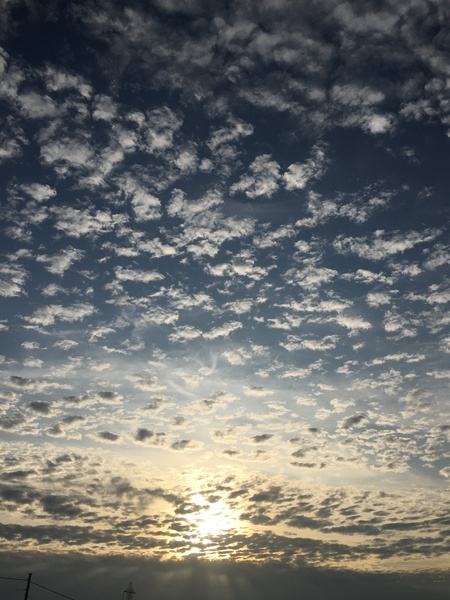 Post a photo of the sky where you live