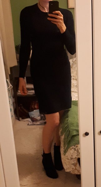 Anyone help a clueless 40 something find a wedding guest outfit please?