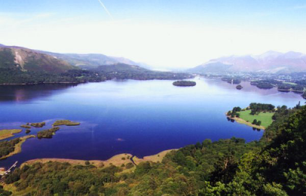 What are your lovely UK views to travel to and photograph - so I can share with my lovely friend?