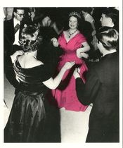 Royal style & gossip: who's having a ball in Balmoral?