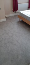 What colour laminate with grey carpets?