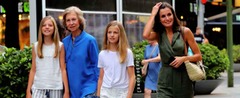 Royal style & gossip: Breton stripes and skinny jeans...