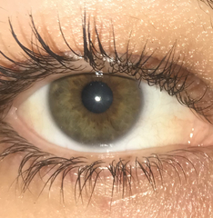Eye colour