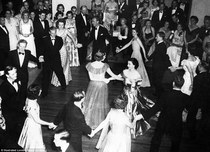 Royal style & gossip: who's having a ball in Balmoral?