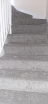 What colour laminate with grey carpets?