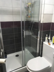Show me your bathrooms please