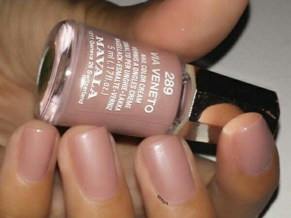 Nails to match engagement ring