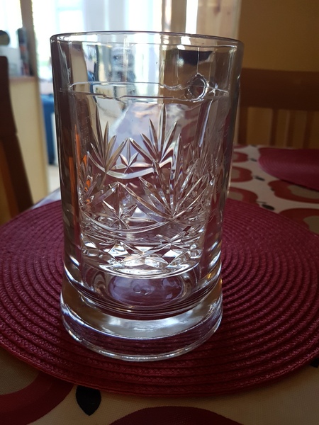 How to un-wedge glasses which are wedged together?