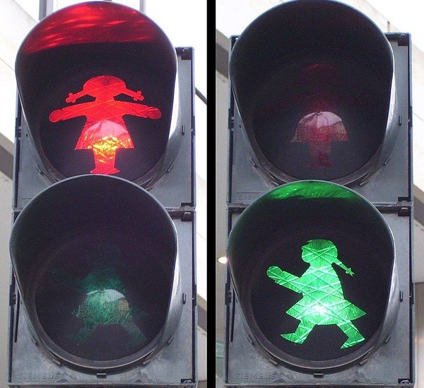 Multi sex crossing icon @ Trafalgar square
