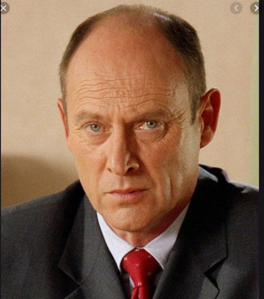 To find Gene Hunt vv attractive?