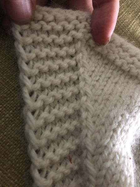Beginner knitter here. Please help with blanket