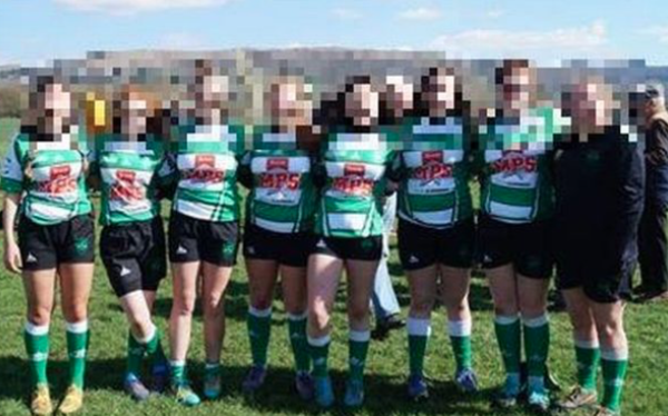 Girl given detentions  after  trousers  SCHOOL issued her  didnt fit.