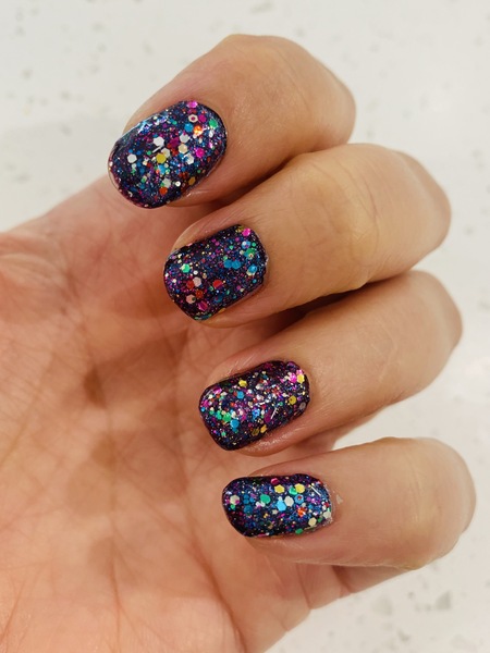 Had to show off my nails 😍