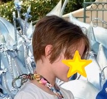 DDs hair is disgusting and rubbish