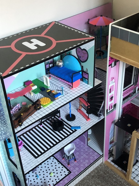 L.O.L. Surprise! House