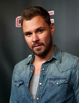 Who do you have a crush on at this very minute?