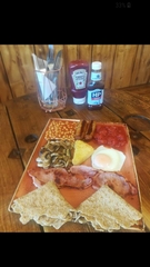 AIBU to find this weird ? 'Single mum munch box'