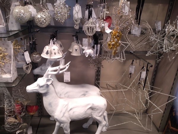 The days are getting shorter; the clocks are going back...let's countdown to Christmas 2019 (thread 6)!