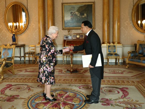Royal style: we want more salwars and we're not sari about it!
