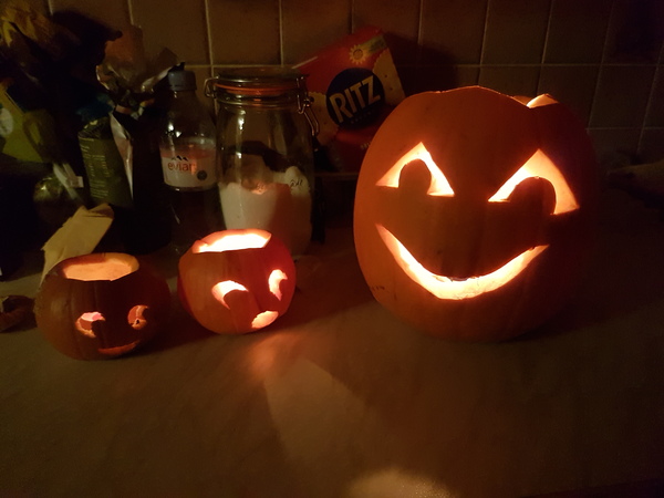 Show off your pumpkins.