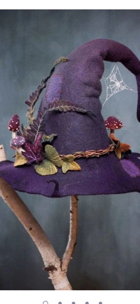 IrisRuby(?) saw an ad on Facebook, are they a real company?