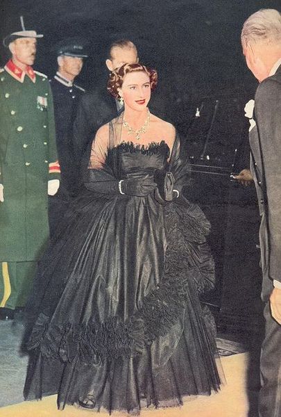 Royal style: we want more salwars and we're not sari about it!