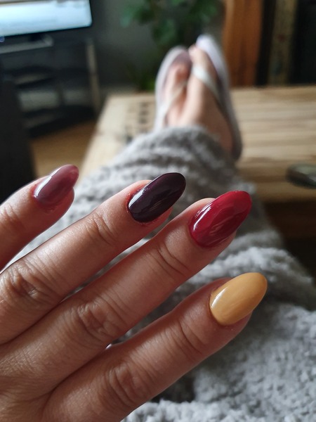 Autumn nails