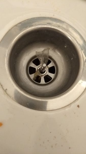 Not AIBU - Sink Problem